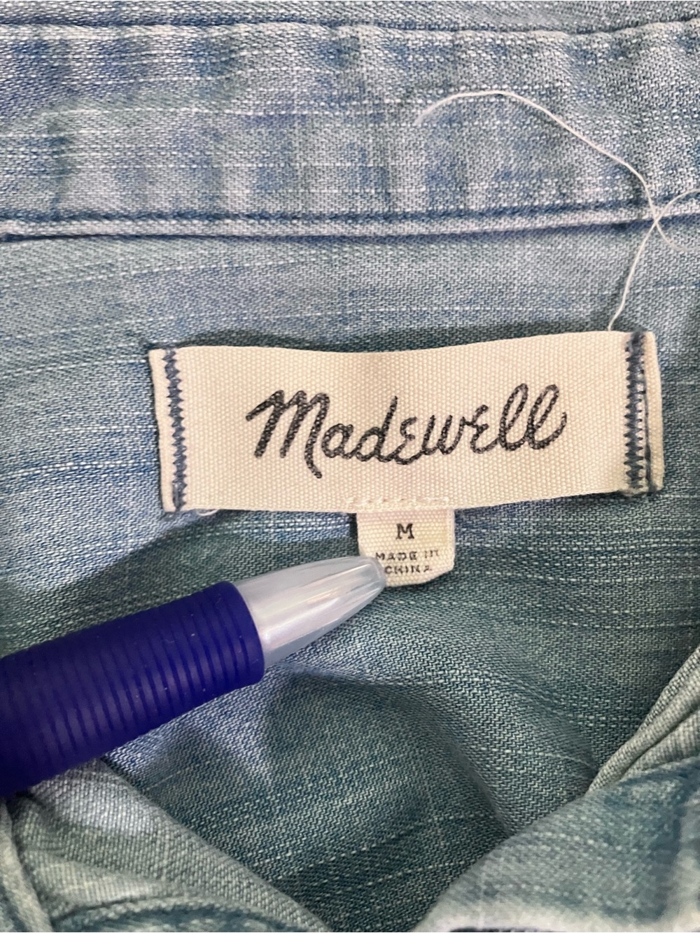 Madewell Short Sleeve Denim Button Up Shirt SIze Medium - Picture 3 of 6